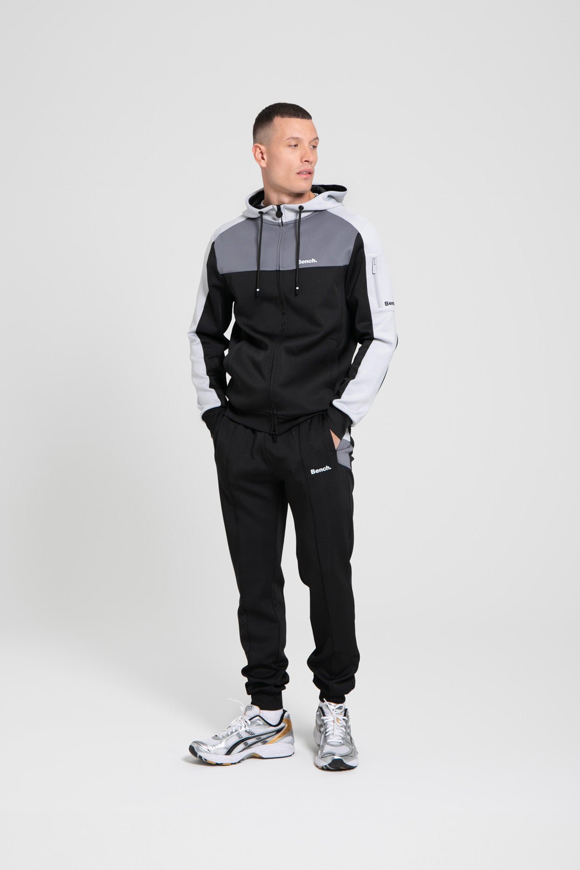 Mens ‘RONTELL’ 2pc Tracksuit – BLACK